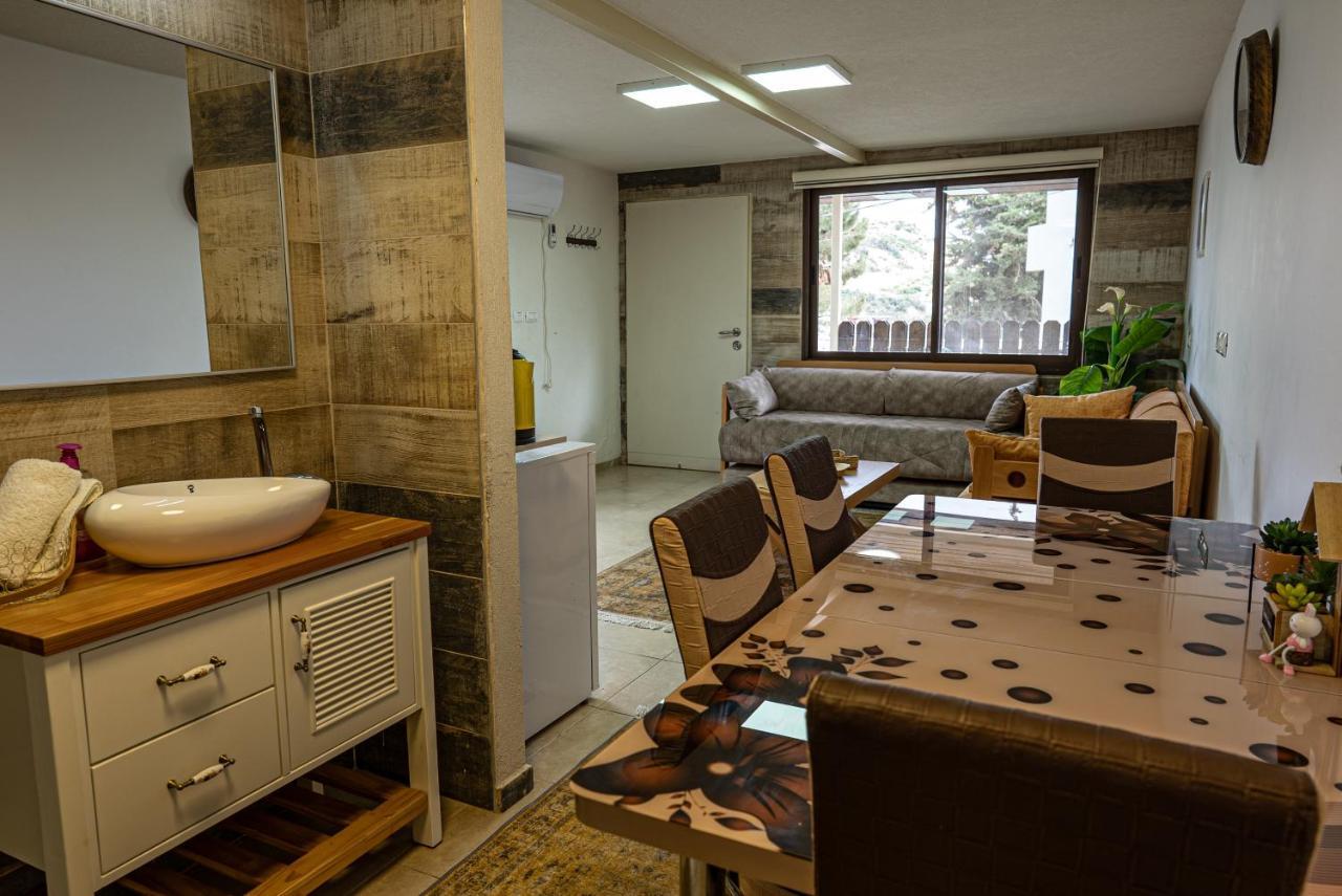 Appartamento Four Seasons Majdal Shams Esterno foto